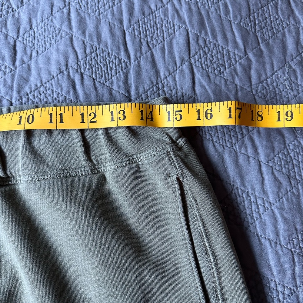 Abercrombie & Fitch Soft Fleece Shorts Men's Shorts - Medium - Picture 6 of 7